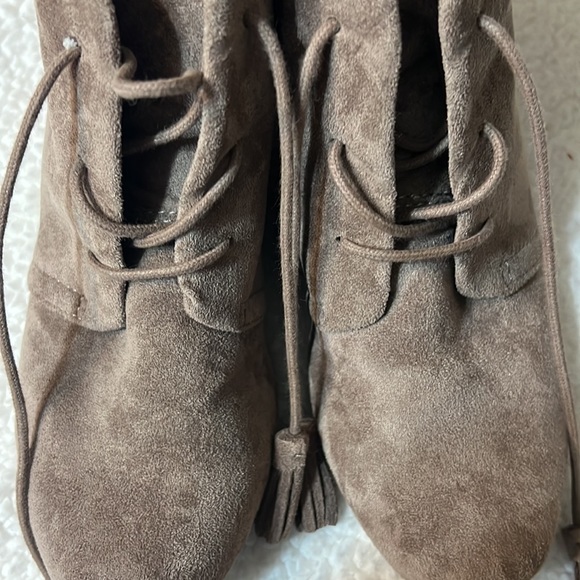 Dr. Scholl's Pierre Memory Foam Wedge Booties - Picture 5 of 7